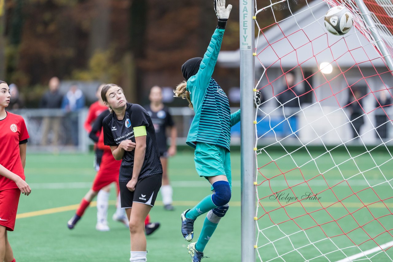 Bild 366 - wCJ VfL Pinneberg - Eimsbuettler TV : Ergebnis: 0:3